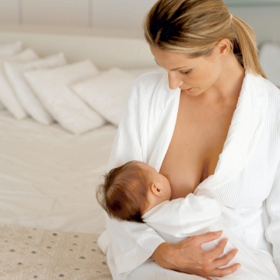 Laptele matern ar putea contribui la prevenirea bolilor cardiovasculare la vârsta adultă