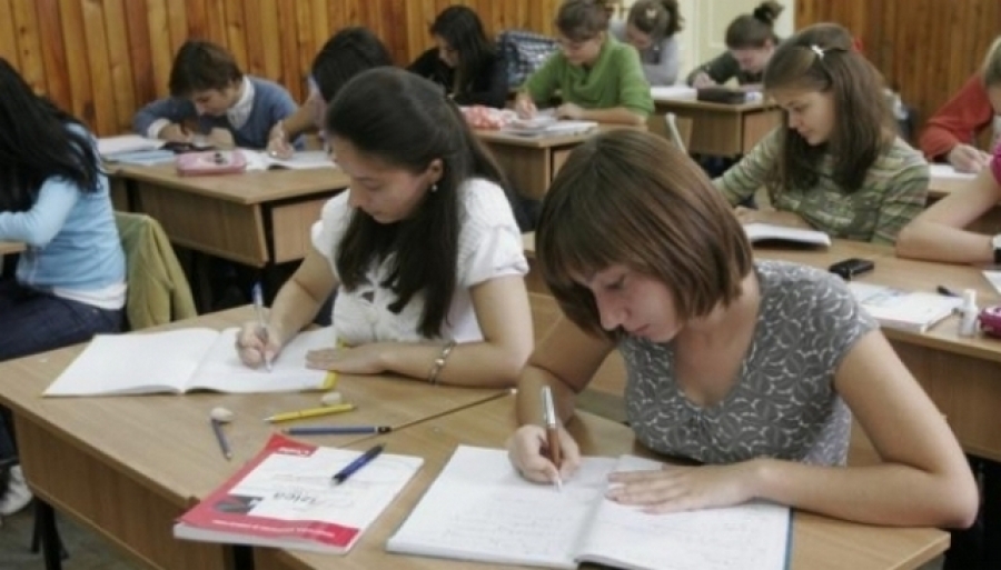 Inspectorii şcolari din Galaţi şi din regiune, discuţii privind costul standard per elev din mediul rural