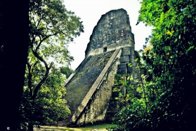 Schimbarea climei a fost fatală civilizaţiei maya