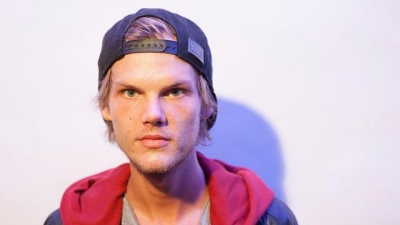 Avicii, o senzaţie în industrie, a murit la numai 28 de ani