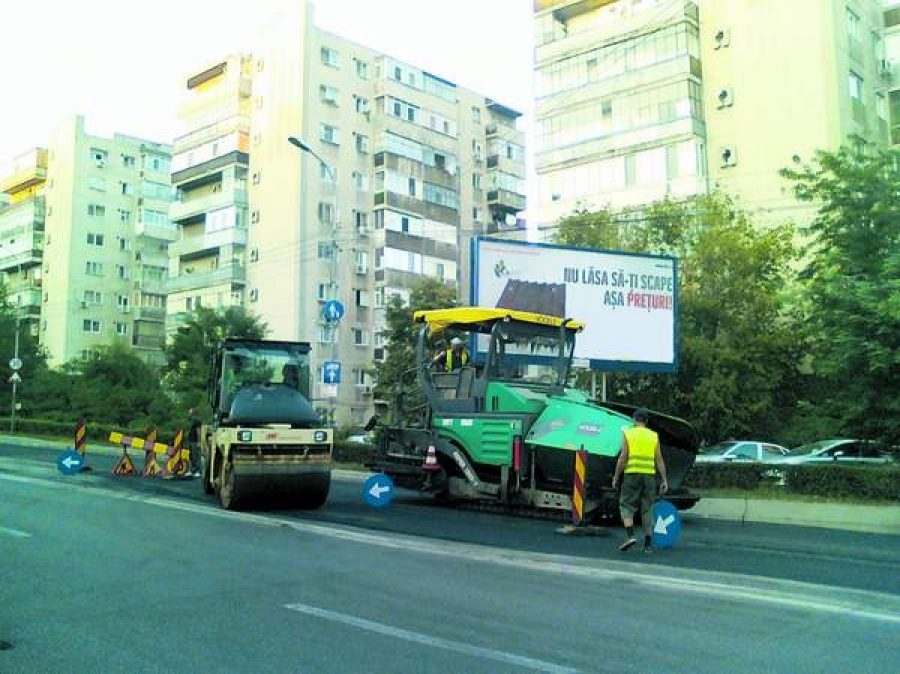 Atenţie! Se asfaltează sau frezează