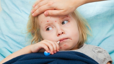 OMS face apel la vaccinare în contextul epidemiei de rujeolă din Europa