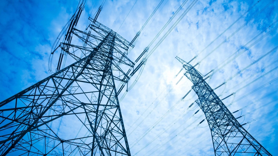 România are, oficial, capacităţi de producere a energiei electrice cu o putere totală de 21.460 MW