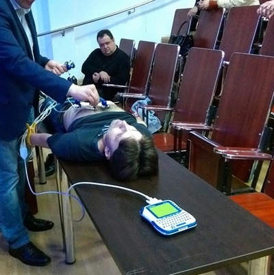 84 de truse medicale portabile cu aparatură high tech pentru Galaţi