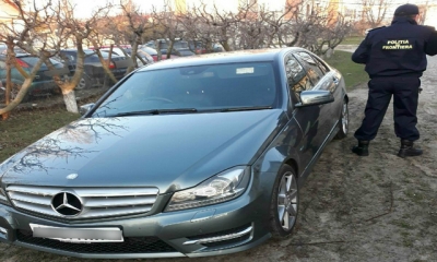 Mercedes declarat furat în urmă cu o săptămână, depistat la P.T.F. Albiţa
