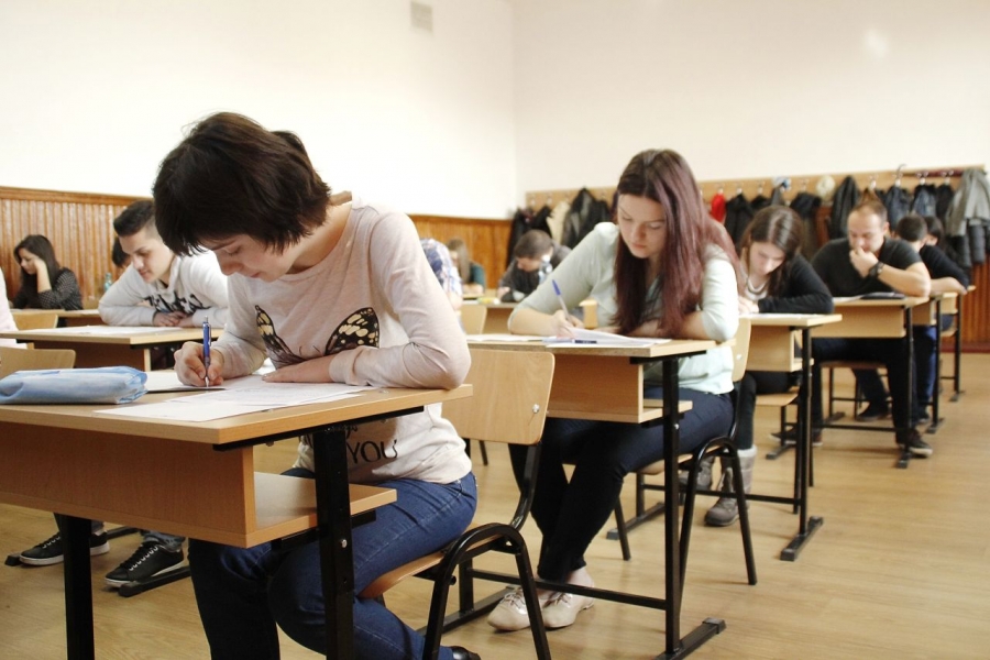 A doua şansă la Bac pentru absolvenţii gălăţeni