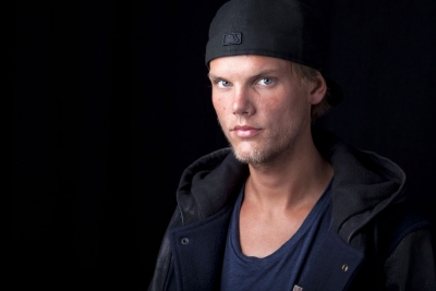 Părinţii dj-ului Avicii îi vor transforma site-ul într-o platformă pentru amintirile artistului