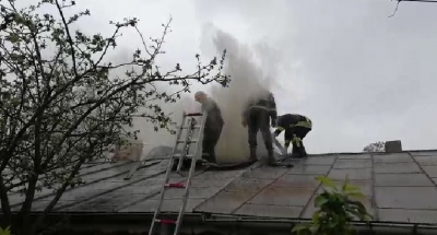 VIDEO | Incendiu PUTERNIC pe strada Dobrogei