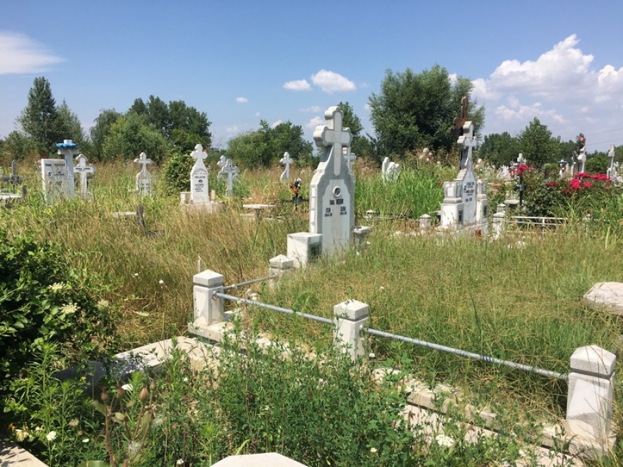 Noul regulament de administrare a cimitirelor nu mai conferă dreptul de concesiune pe termen nelimitat: ”Furtul dreptului la odihna veşnică”