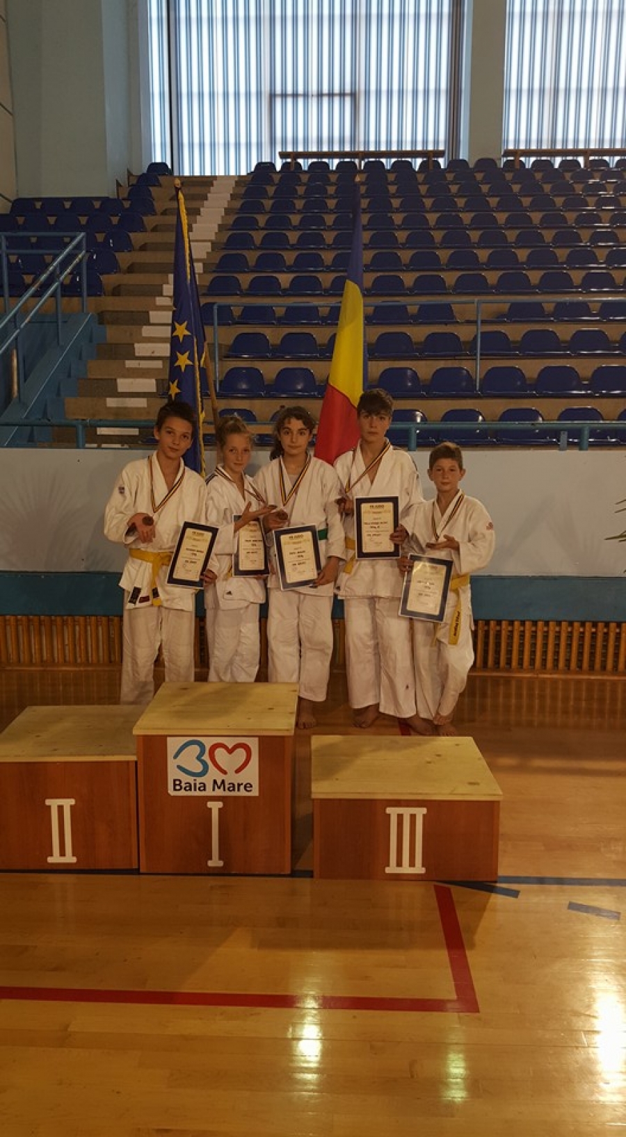 O medalie de aur şi cinci de bronz pentru judoka de la CSS Galaţi la Naţionale