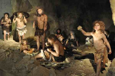 Oamenii de Neanderthal se bucurau de băi calde în peşterile în care trăiau