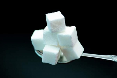 Uniunea Europeană interzice oficial zahărul în sucurile de fructe