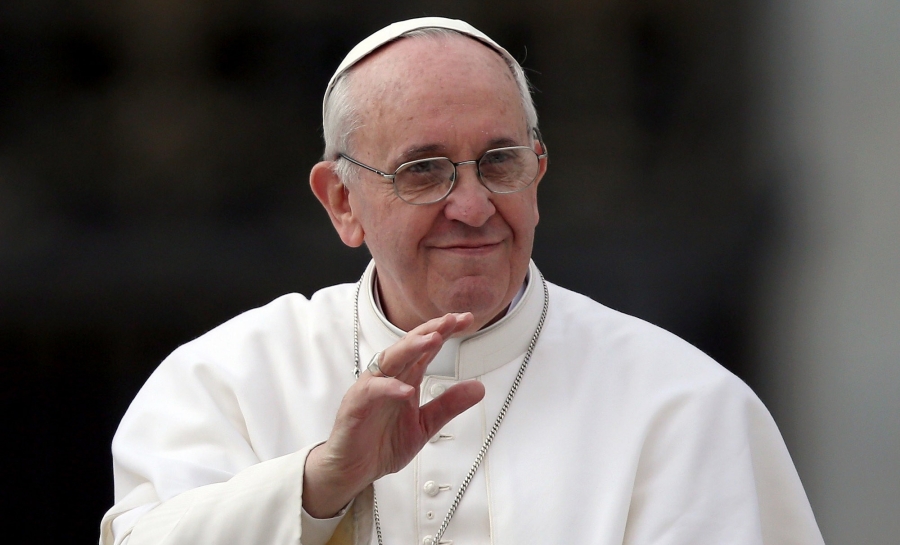 Papa Francisc a numit trei femei în posturi importante la Vatican