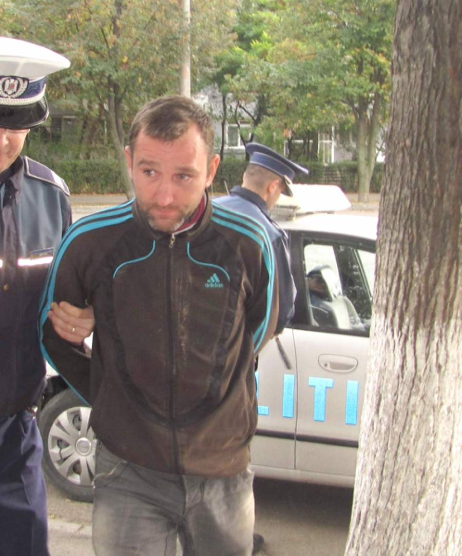 Jaf la stadionul Oţelul – Dorinel Munteanu a rămas fără laptop