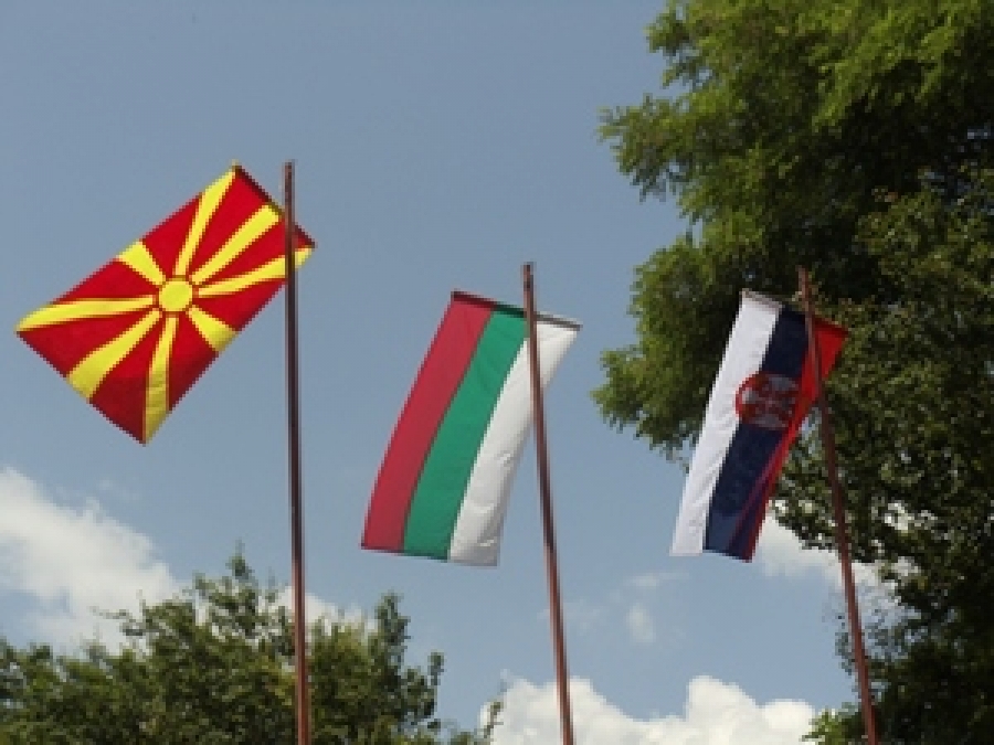 Macedonia şi Bulgaria au semnat un tratat de prietenie pentru a-şi îmbunătăţi relaţiile