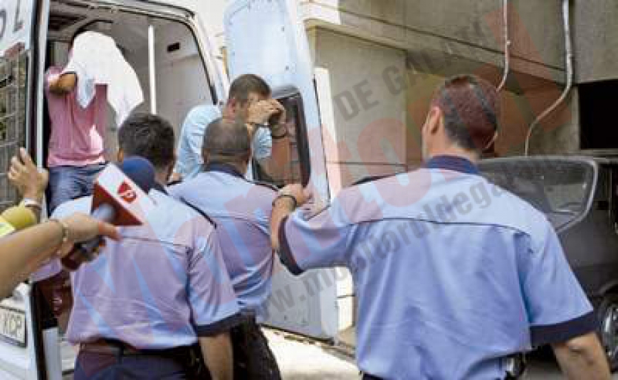13 gardieni condamnaţi şi un şef demis după moartea unui deţinut