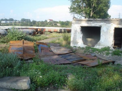 Au vrut să fure conducta de apă caldă