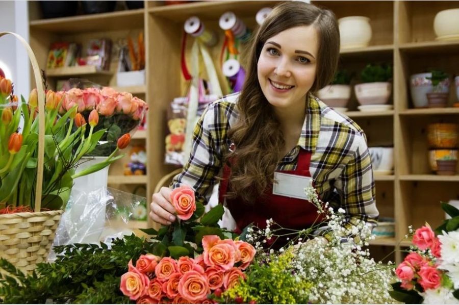 Cât câștigă angajaţii din retail? Cele mai mari salarii din domeniu