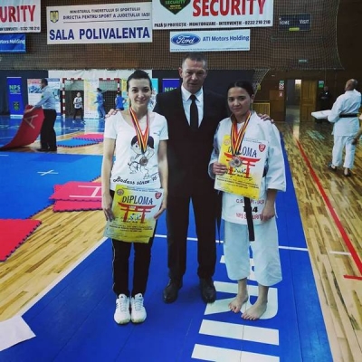 Aur, argint şi bronz pentru cluburile gălăţene Kodo şi Karate Club la Naţionale