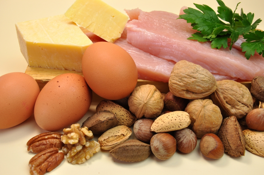 O dietă bogată în proteine, din orice surse, contribuie la sănătatea muşchilor