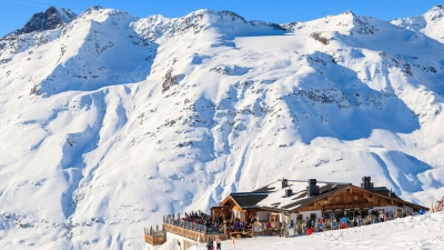 Avalanşă într-o staţiune din Austria