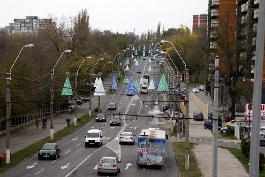 Lampioane şi candele plutitoare de Sărbătorile Galaţiului