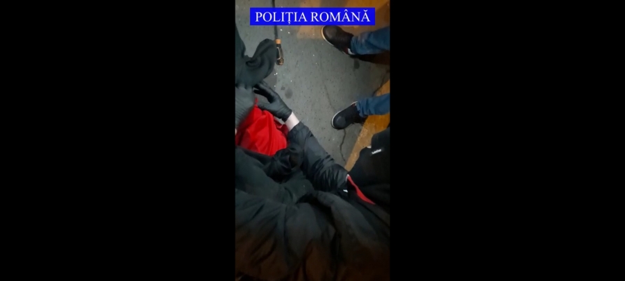 Val de spargeri prin metoda "escaladare şi forţarea ferestrei" la Galaţi (VIDEO)