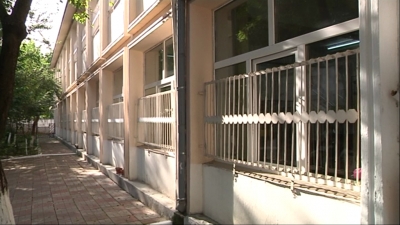 Și-au retras copiii de la școală tot anul pentru că nu sunt de acord cu purtarea măştii