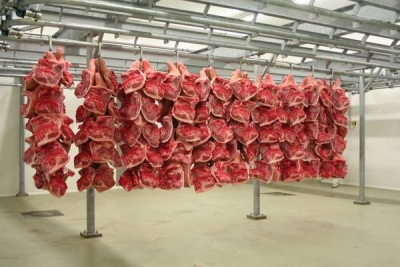 Producătorii de preparate din carne pregătesc scumpiri