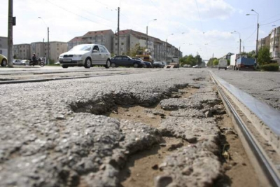 Se asfaltează în Galaţi