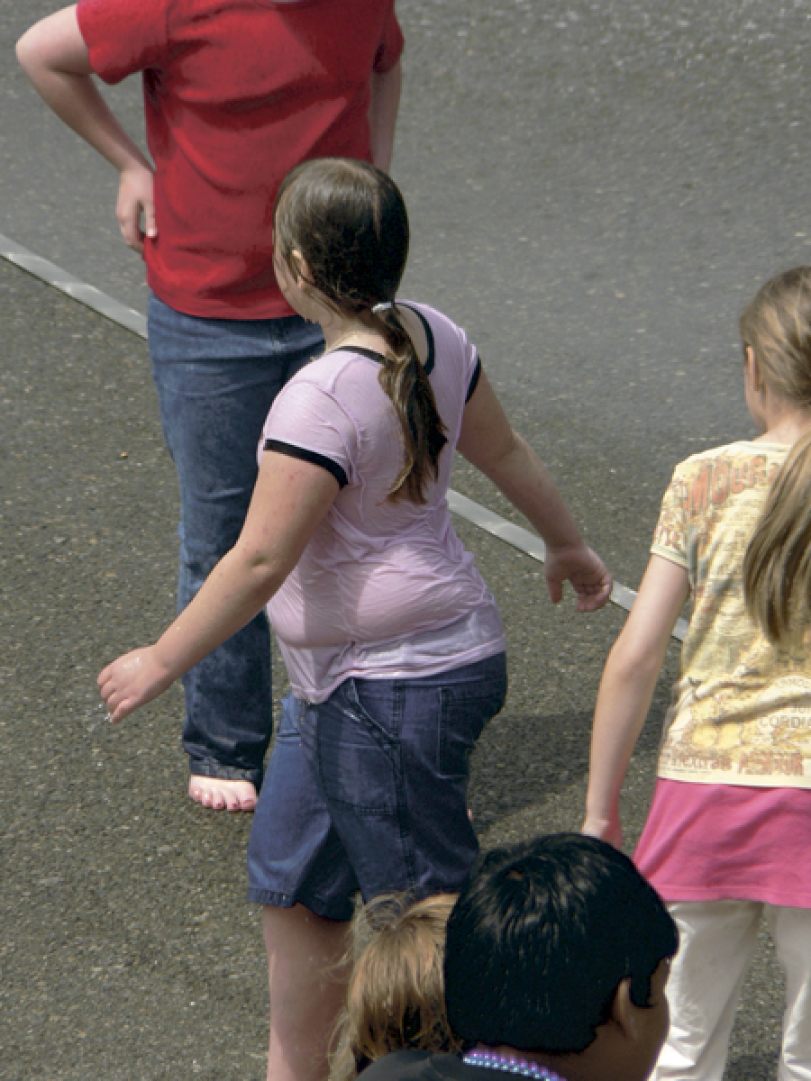Obezitatea la fete provoacă o pubertate precoce