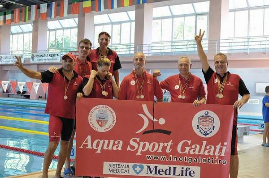 50 de medalii şi o Cupă pentru Aqua Sport la Reşiţa şi Bacău