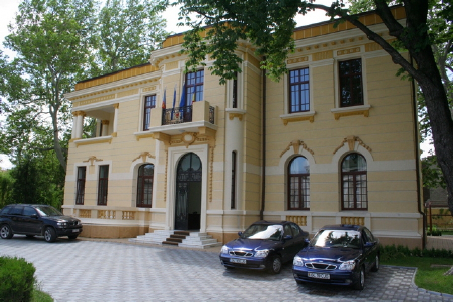 Consiliul Judeţului Galaţi va fi înconjurat de sute de copii pe 31 mai