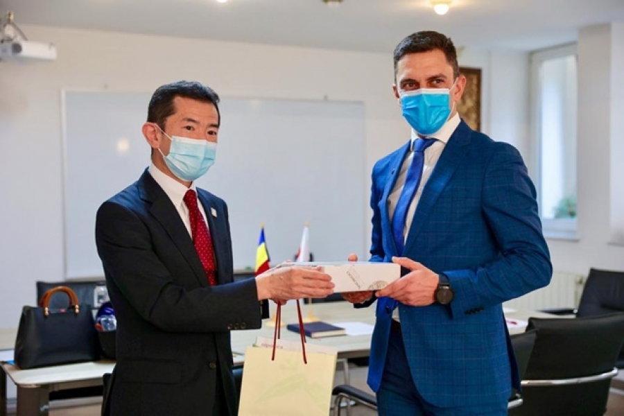 Ministrul Tineretului şi Sportului s-a întâlnit cu ambasadorul Japoniei în România