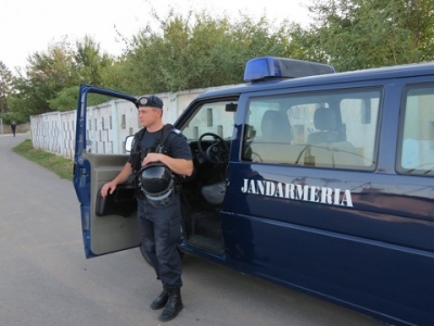 Jandarmeria Română intenţionează să cumpere 28.000 de pistoale