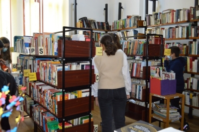 4/4 pentru prieteni: Activităţi de voluntariat la Biblioteca Judeţeană „V.A. Urechia” Galaţi (PROGRAM)