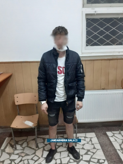Hoţ în serie, prins de jandarmi într-un taxi