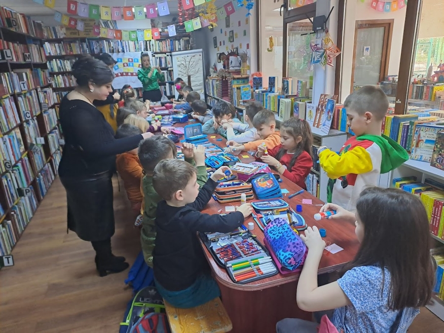 „Şcoala altfel”, la Biblioteca Judeţeană „V.A. Urechia” Galaţi (FOTO)