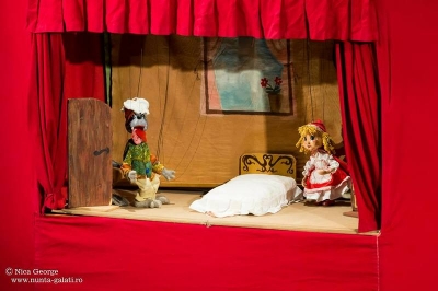 „Scufiţa Roşie”, pe scena Teatrului Gulliver