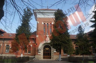Aniversare şi o provocare electorală la Colegiul „Costache Negri”