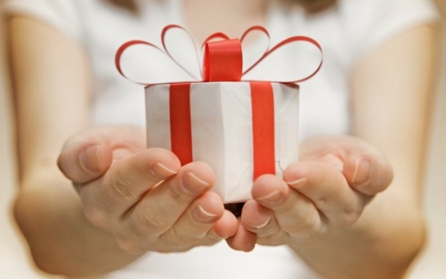 O campanie de succes: 8.000 de cadouri împărţite prin Asociaţia „Bunul Samaritean“ din Nicoreşti