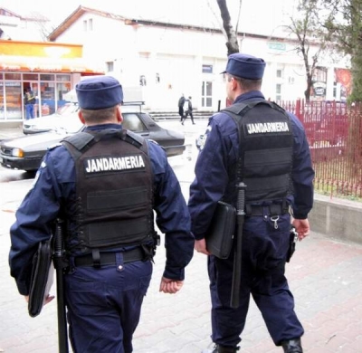Scandal şi distrugere într-un bar din Tecuci