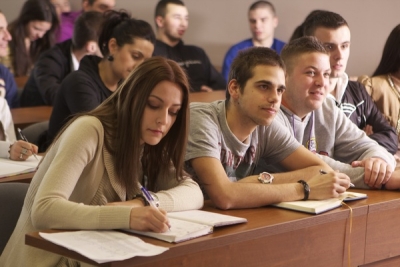 S-a dat startul admiterii la facultate în "sesiunea de toamnă"
