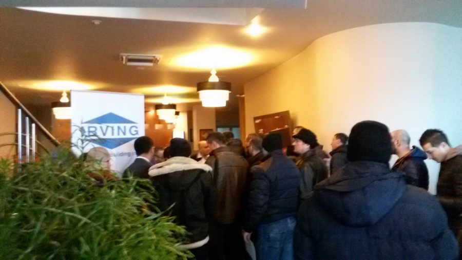 De ce vor să plece navaliştii din ţară?