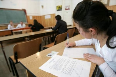 Niciun observator nu vrea să supravegheze examenele la Bac