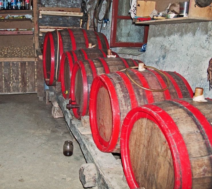 Vaporii de la vinul fermentat pot ucide!
