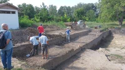 Muzeele de istorie din Tecuci şi Galaţi continuă cercetările în situl arheologic de la Negrileşti