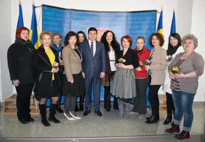 Preşedintele CJ, Costel Fotea, a întâmpinat primăvara în compania jurnalistelor