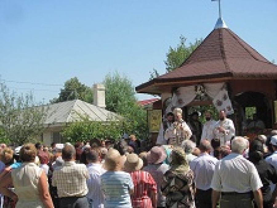 Anafură, la mare căutare   Sf. Ilie, sărbătorit pe caniculă de sute de gălăţeni