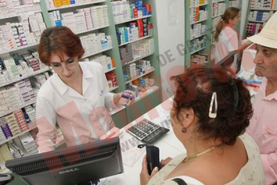 32 de nereguli depistate după controale la medici şi farmacişti